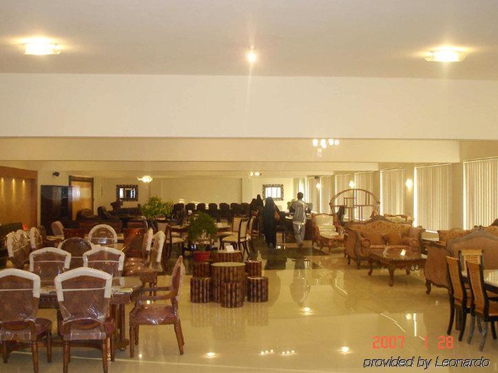 Dreamworld Resort, Hotel & Golf Course Karachi Exterior photo