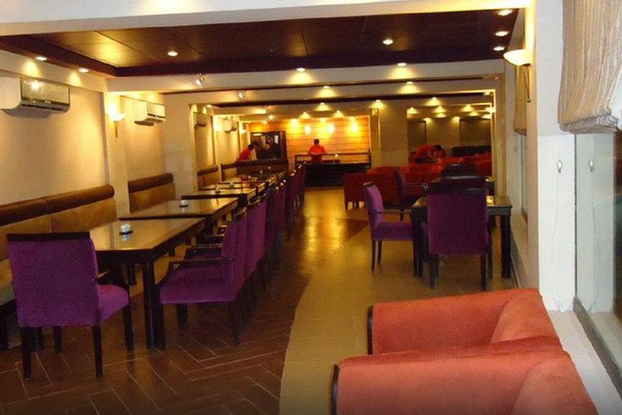 Dreamworld Resort, Hotel & Golf Course Karachi Exterior photo